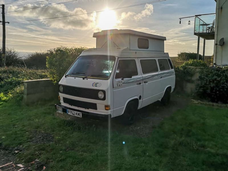 1989 VW T25 Campervan – Genuine Holdsworth Villa Conversion | 18 Years Current Owner | Full Service History & MOT