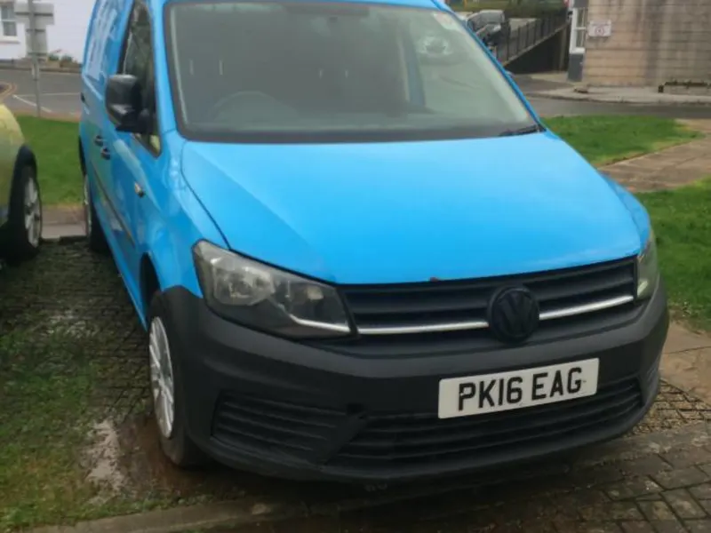 F.S.H. EXCEPTIONALLY CLEAN THROUGHOUT NO DINGS OR DENTS NEW FRONT TYRES