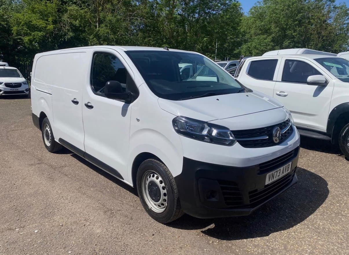2023 73 REG VAUXHALL VIVARO PRIME LWB 1.5D EURO6 AIR CONDITIONING PLUS VAT