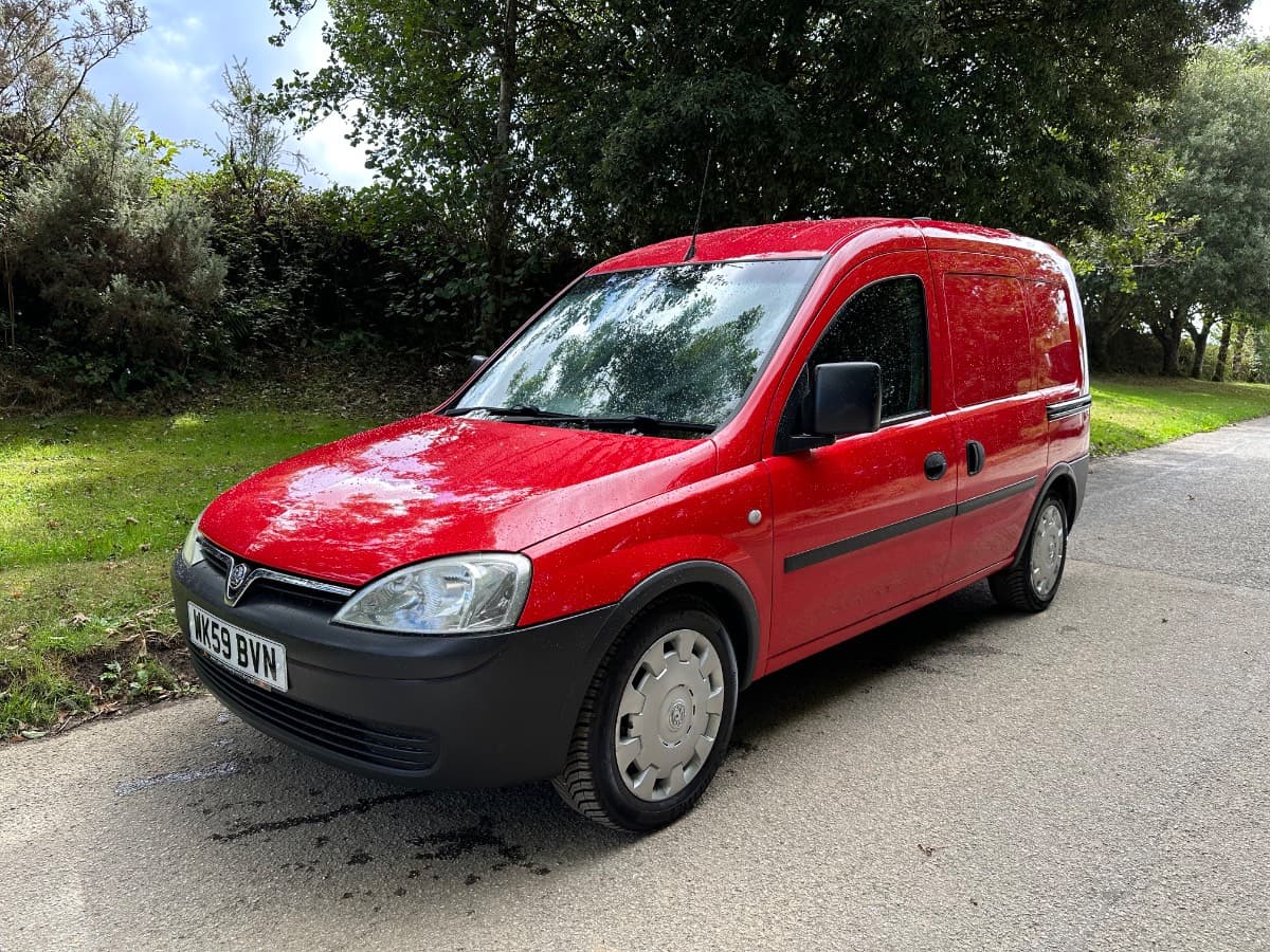 2009 (59) VAUXHALL COMBO 2000 1.3 CDTI 16V SWB 5 SEAT CREW VAN (CAR DERIVED VAN)