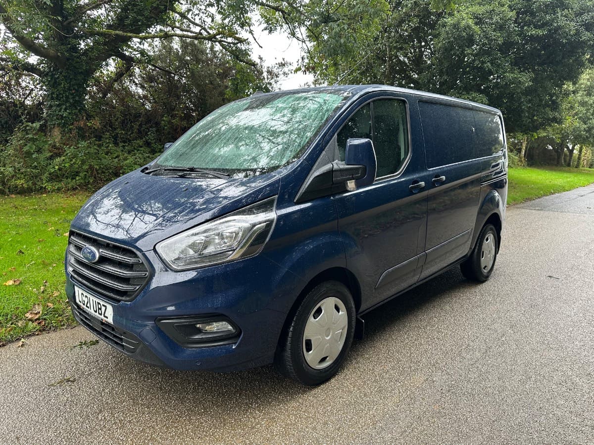 2021 (21) FORD TRANSIT CUSTOM 320 TREND L1 H1 2.0 ECOBLUE 130BHP SWB LOW ROOF VAN - ONLY 47000 MILES!