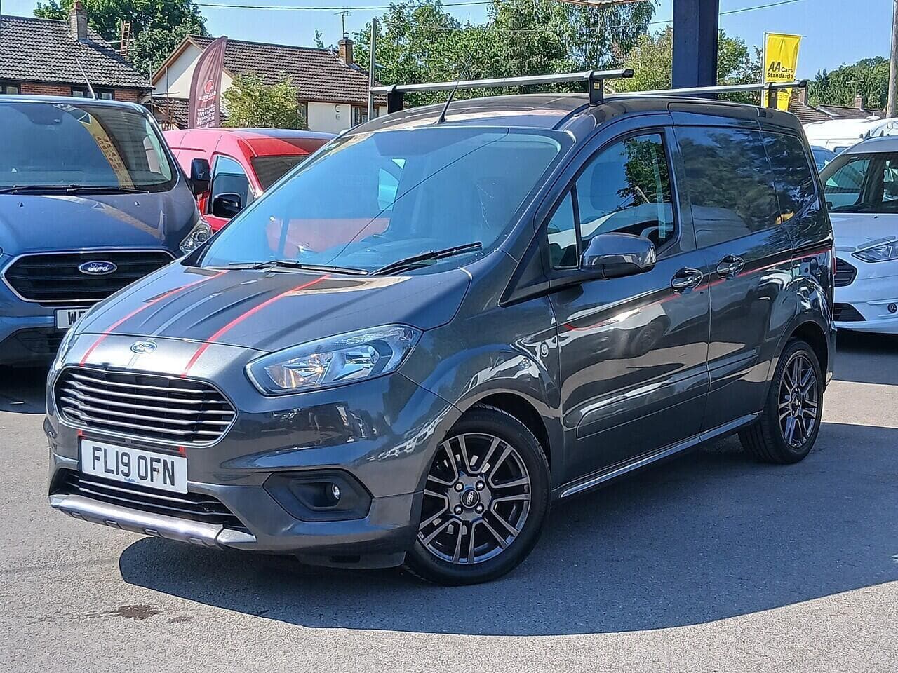 Ford Transit Courier TDCi Sport