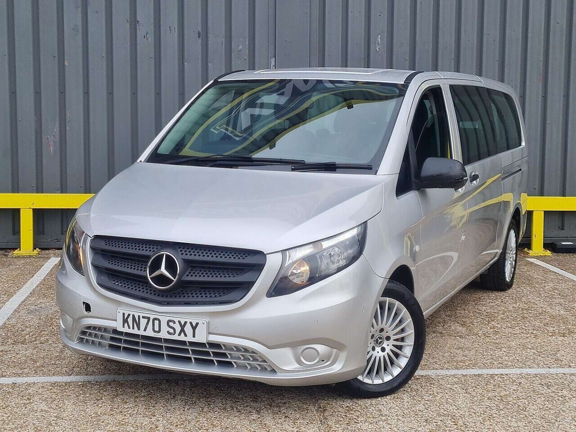 Mercedes-Benz Vito 119 CDI SELECT Minibus 2.1 Automatic Diesel