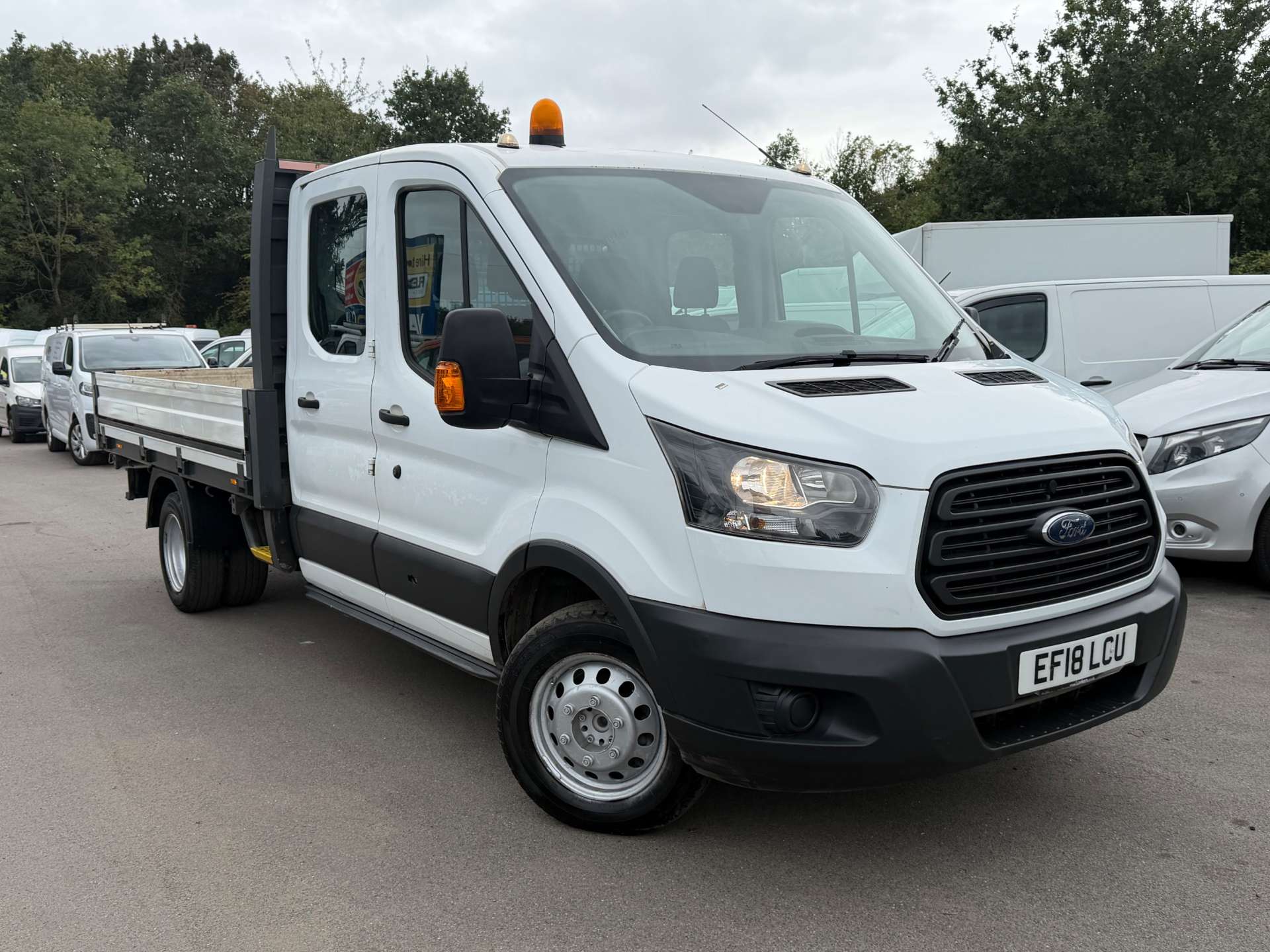 Ford Transit 2.0 350 EcoBlue Chassis Cab 2dr Diesel Manual RWD L4 H1 Euro 6 (130 ps)