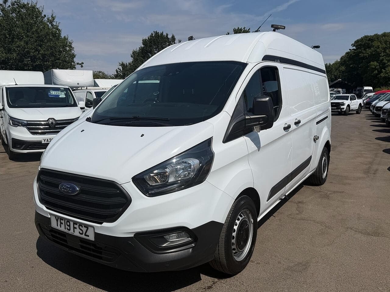 Ford Custom 320 L2H2