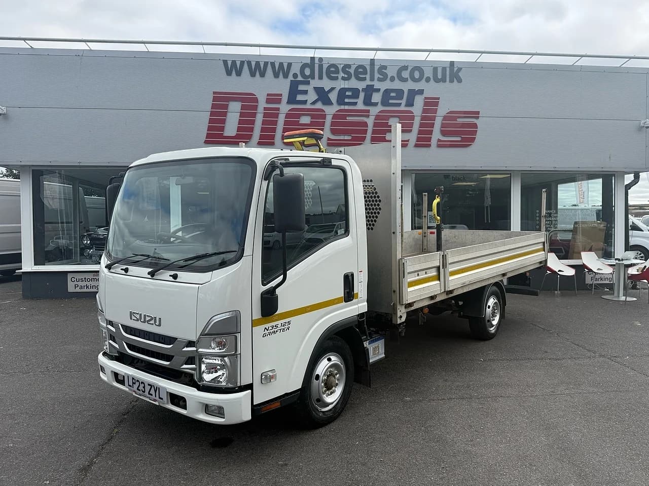 2023 Isuzu Grafter D N35