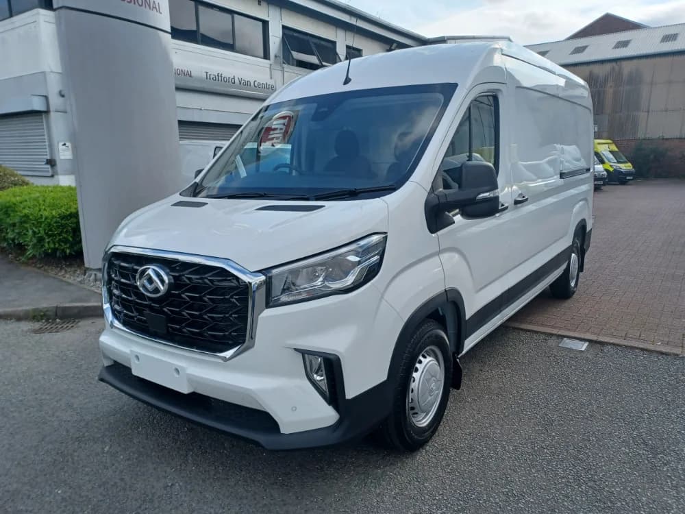 2025 Maxus Deliver 9 L3H2 Panel Van • 10 Miles • Diesel • Air Con • Apple CarPlay