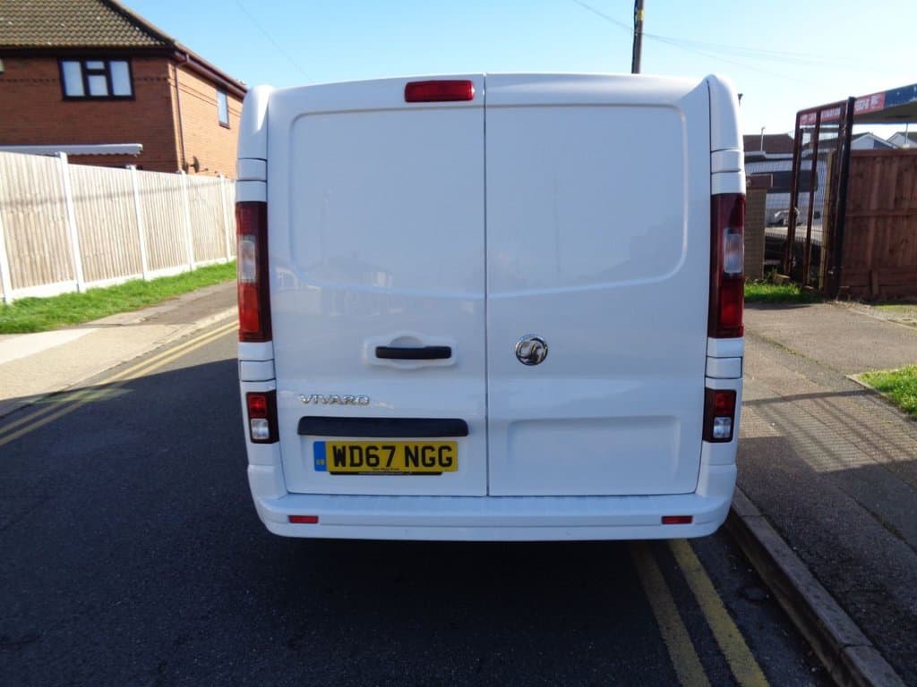 Vauxhall Vivaro 1.5 Turbo D – No VAT | Full Service History | Air Con | 2 Keys