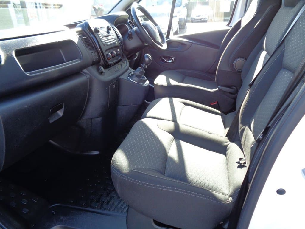 Vauxhall Vivaro 1.5 Turbo D – No VAT | Full Service History | Air Con | 2 Keys - Thumbnail 5