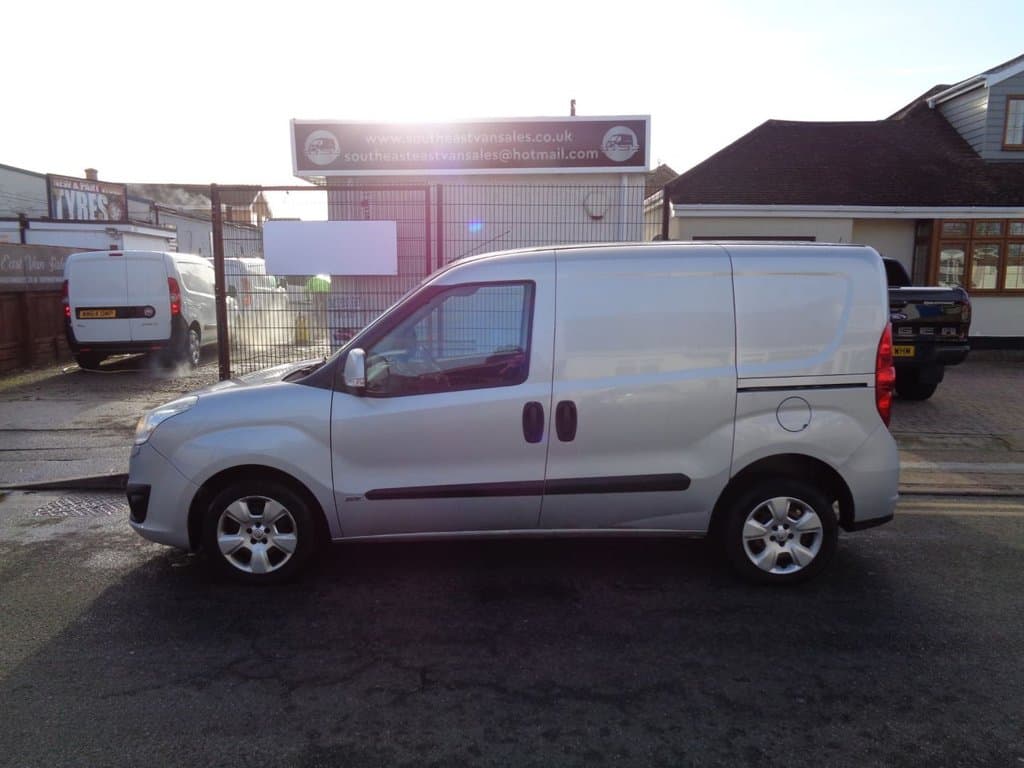Vauxhall Combo 1.3 CDTi – No VAT | New Timing Chain & Clutch | 1 Year MOT - Thumbnail 5