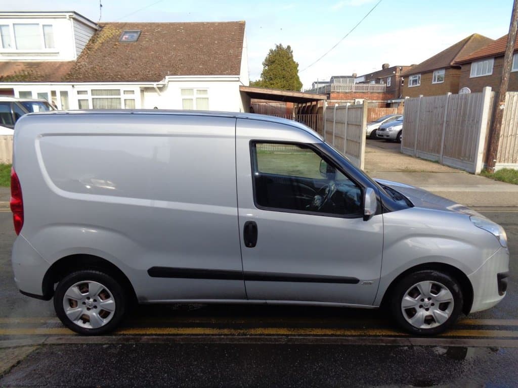 Vauxhall Combo 1.3 CDTi – No VAT | New Timing Chain & Clutch | 1 Year MOT - Thumbnail 8