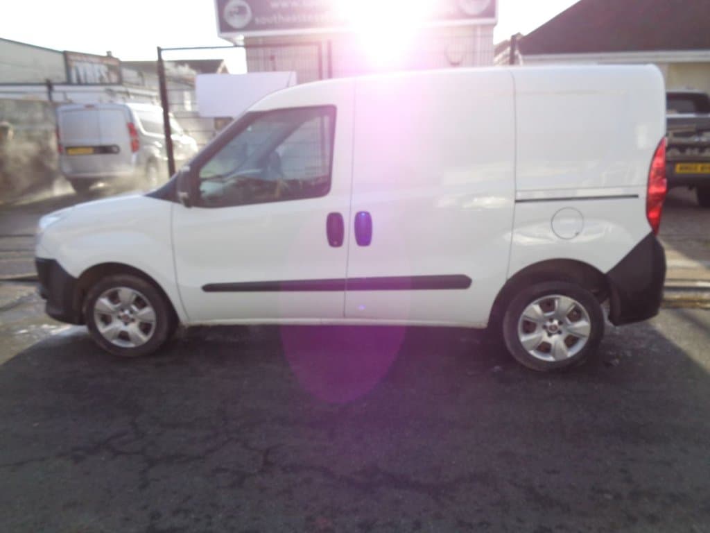 Fiat Doblo Cargo 1.3 MultiJet – No VAT | New Timing Chain & Clutch | 1 Year MOT - Thumbnail 5