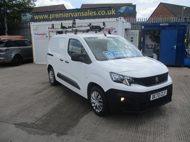 2020 Peugeot Partner – Crew Cab, Sat Nav, LWB, Roof Rack | Stockport